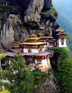 Glimpses of Bhutan, Glimpses of Bhutan Tour, Bhutan Tpur, Bhutan Tours, Bhutan Tour Package 